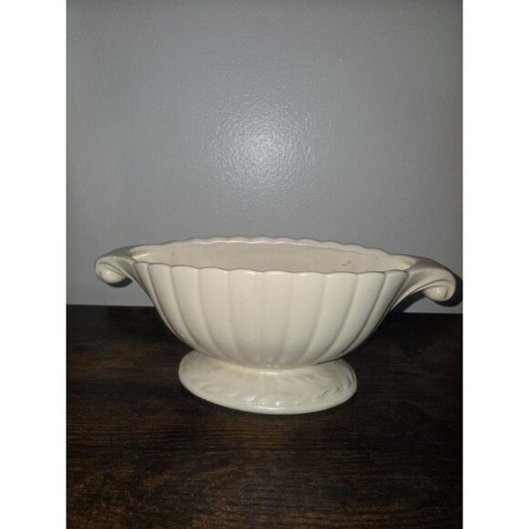 Shawnee Pottery Oval Ribbed Cornucopia Laurel Wreath Console Planter - Picture 4 of 8